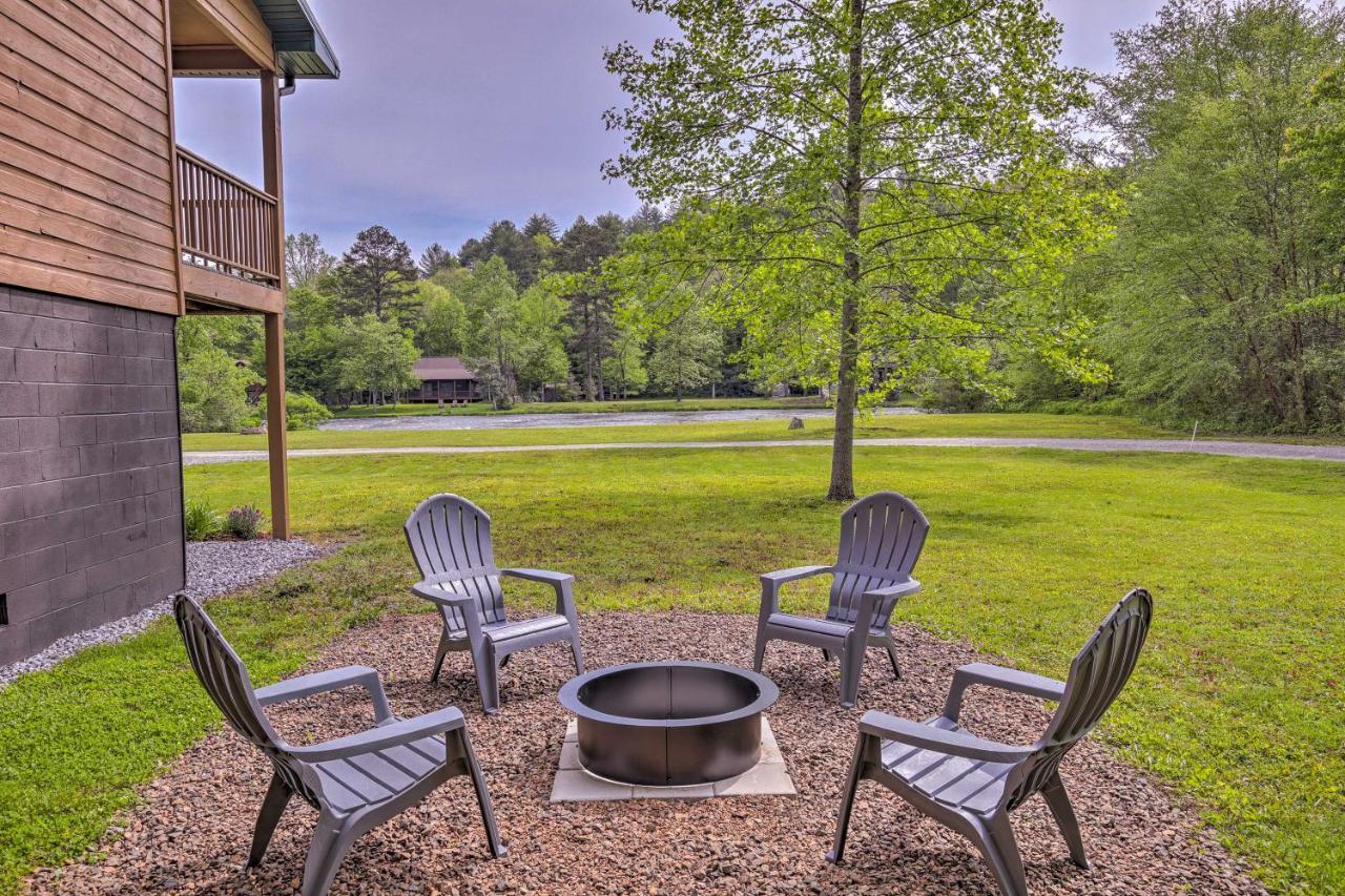 Vila Cozy Riverfront Cabin With Fire Pit Fish And Explore! Murphy Exteriér fotografie